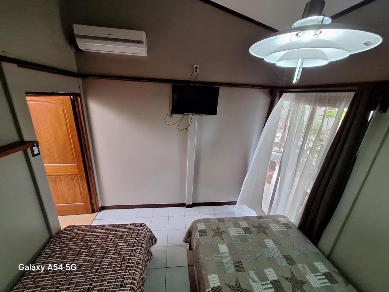 Iris Arenal Hotel La Fortuna Eksteriør billede