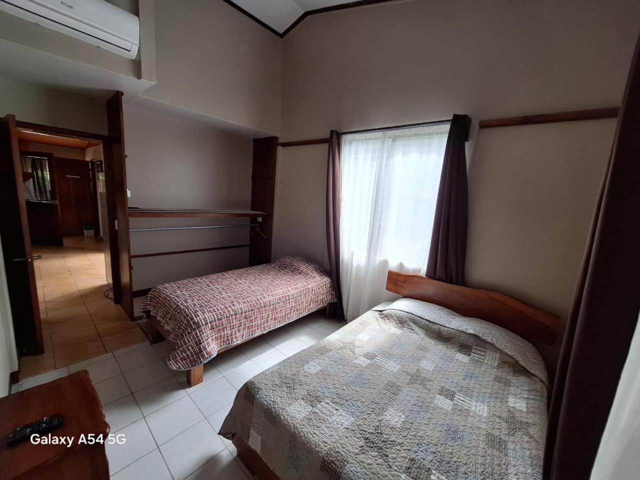 Iris Arenal Hotel La Fortuna Eksteriør billede