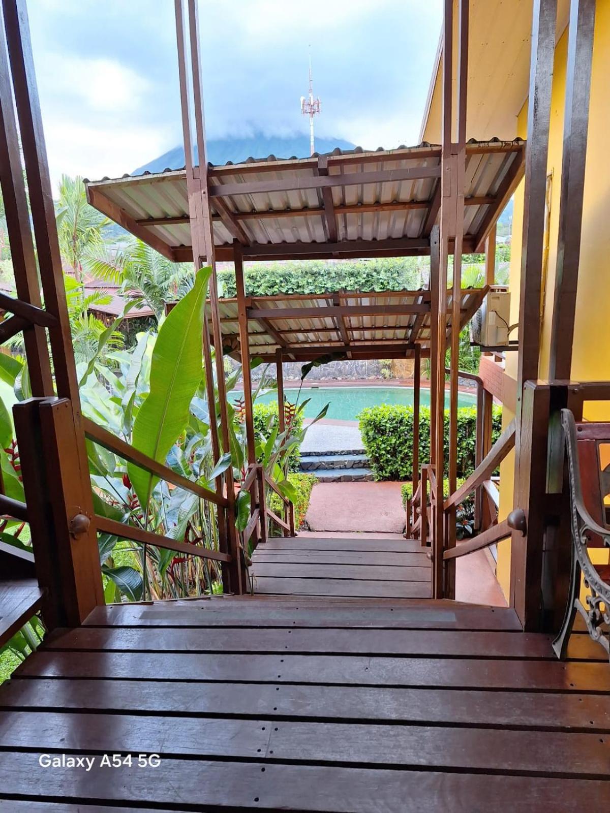 Iris Arenal Hotel La Fortuna Eksteriør billede